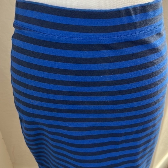 EUC, OLD NAVY, Blue Black Stripes, Pencil, Skirt, Size SP, Stretch, Cotton Blend - Picture 3 of 9